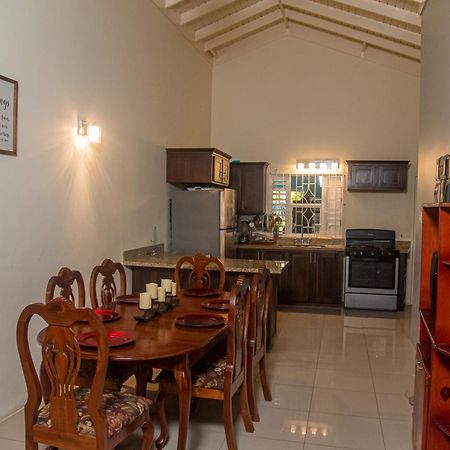 Paradise Villa Sleep 6 Private Pool Очо-Риос Экстерьер фото